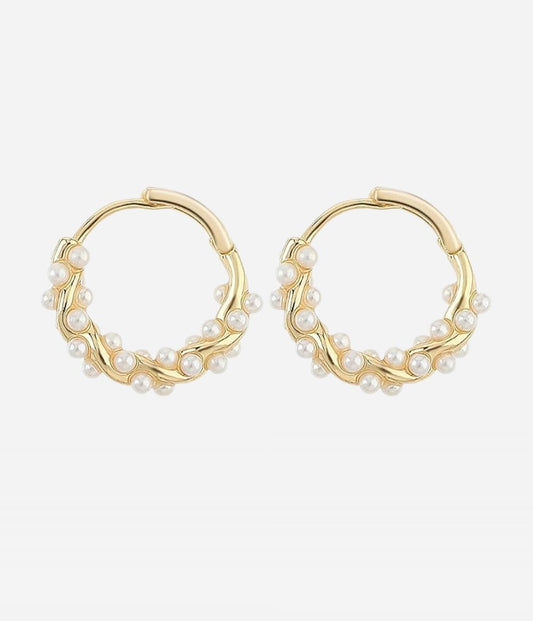 Adriana Pearl Hoops