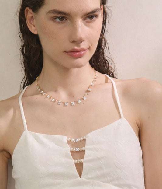 Alma Necklace