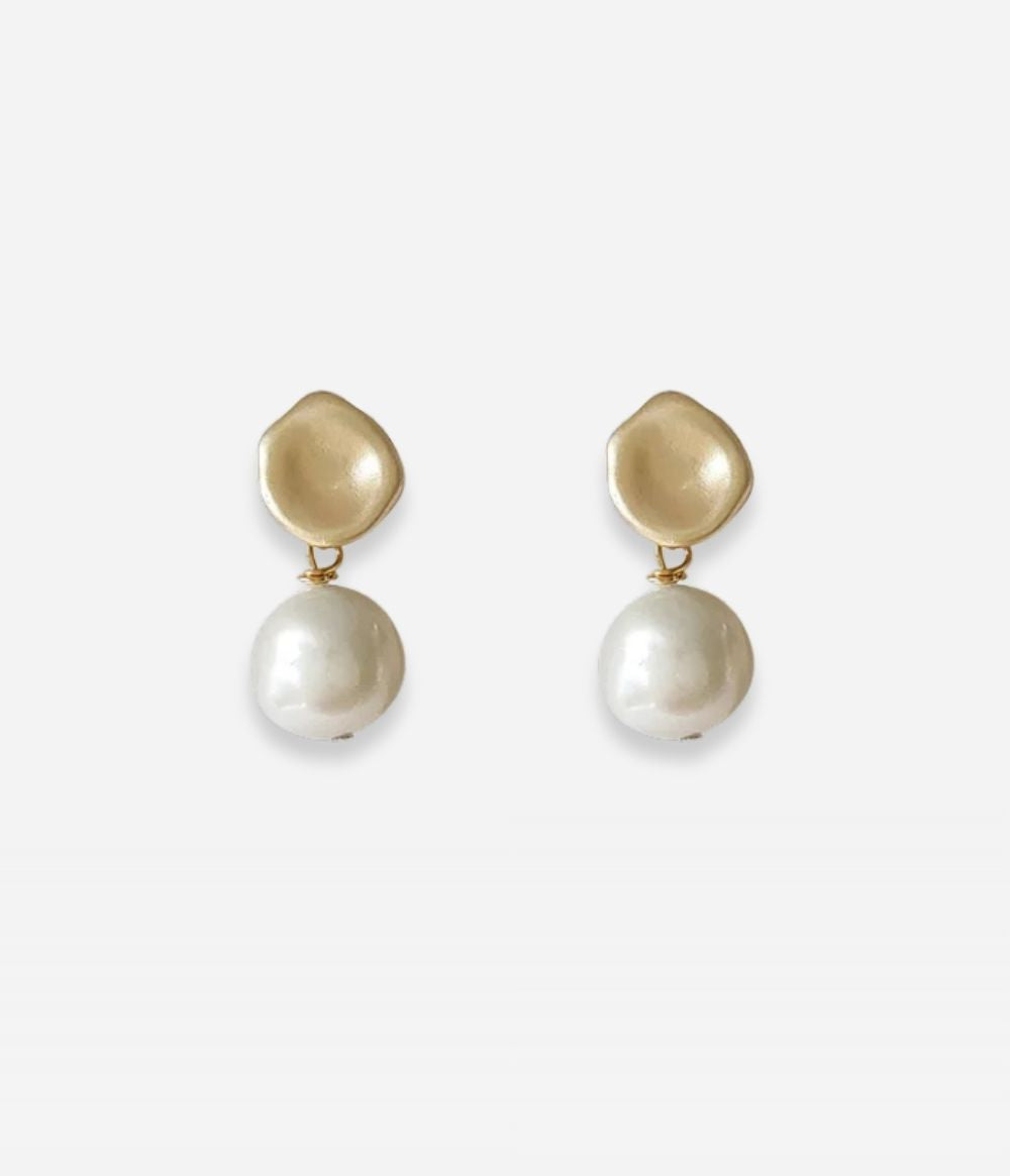 Clara Pearl Earrings