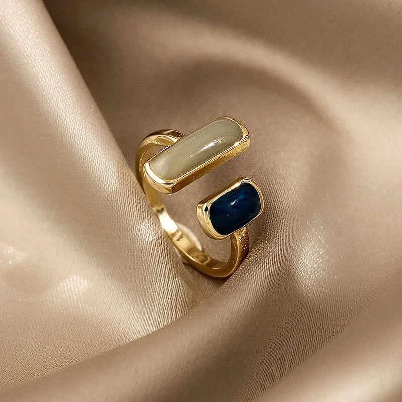 Louise Ring